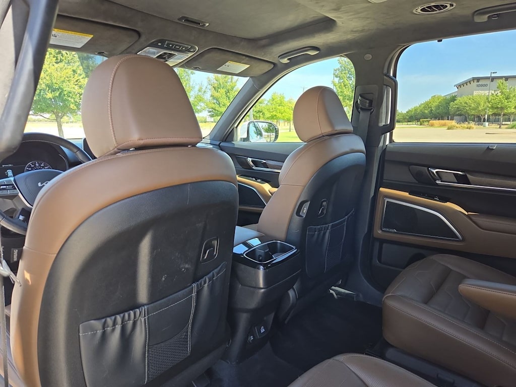 Thumbnail: 2022 Kia Telluride - 12
