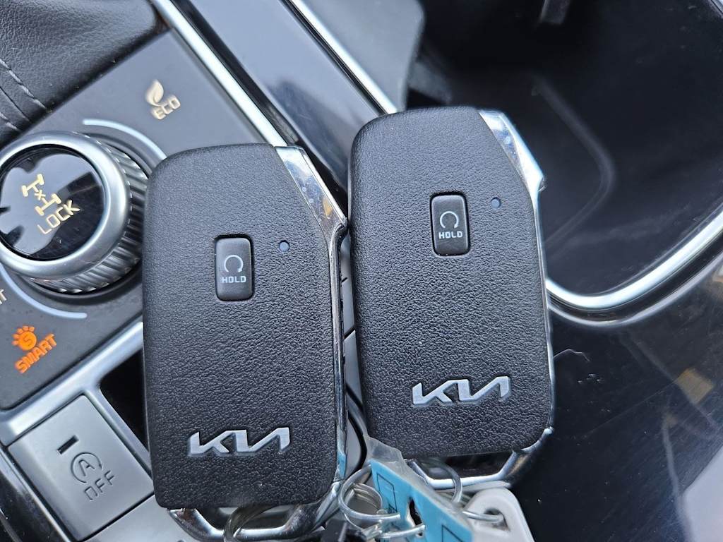Thumbnail: 2022 Kia Telluride - 36
