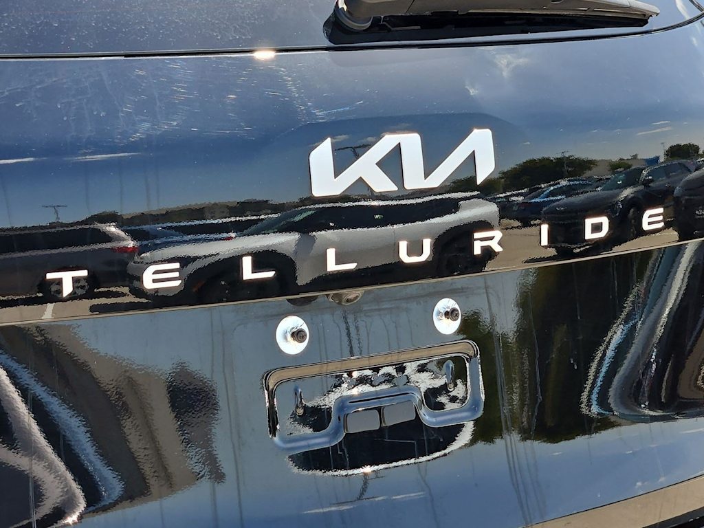 Thumbnail: 2024 Kia Telluride - 25