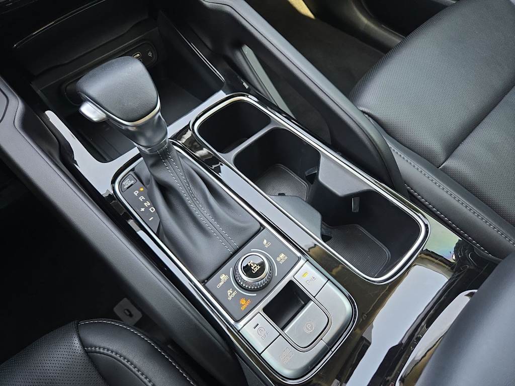 Thumbnail: 2024 Kia Telluride - 32