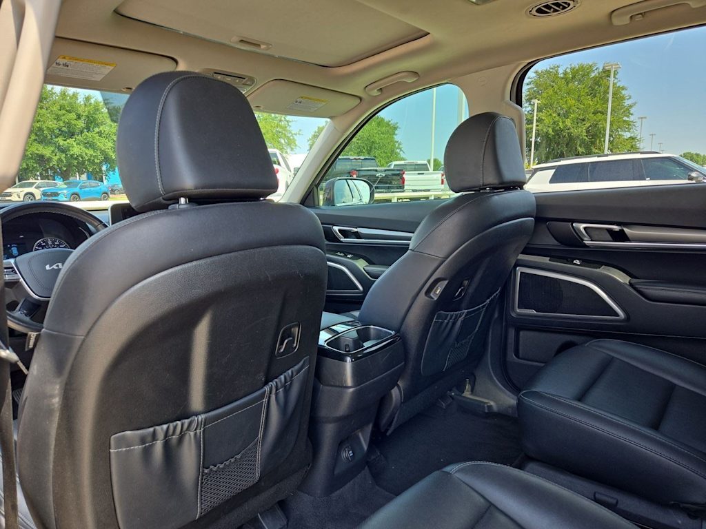Thumbnail: 2022 Kia Telluride - 12