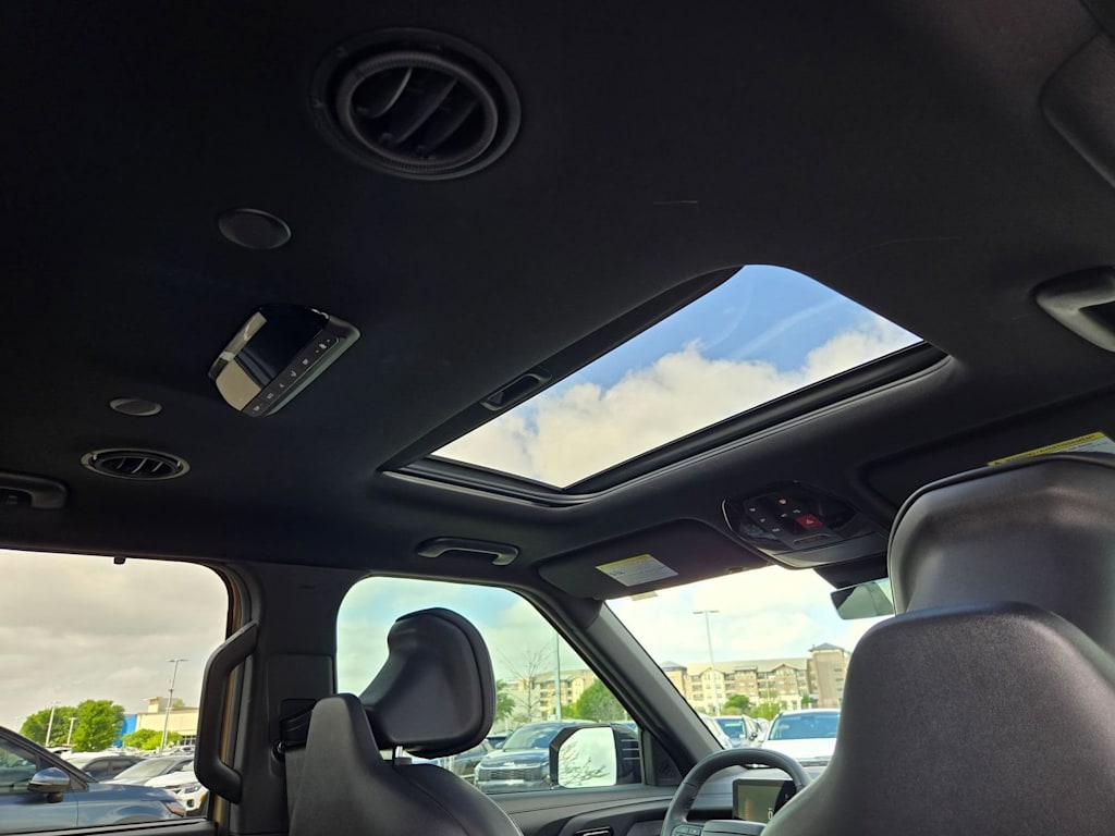 Thumbnail: 2027 Kia Telluride - 27