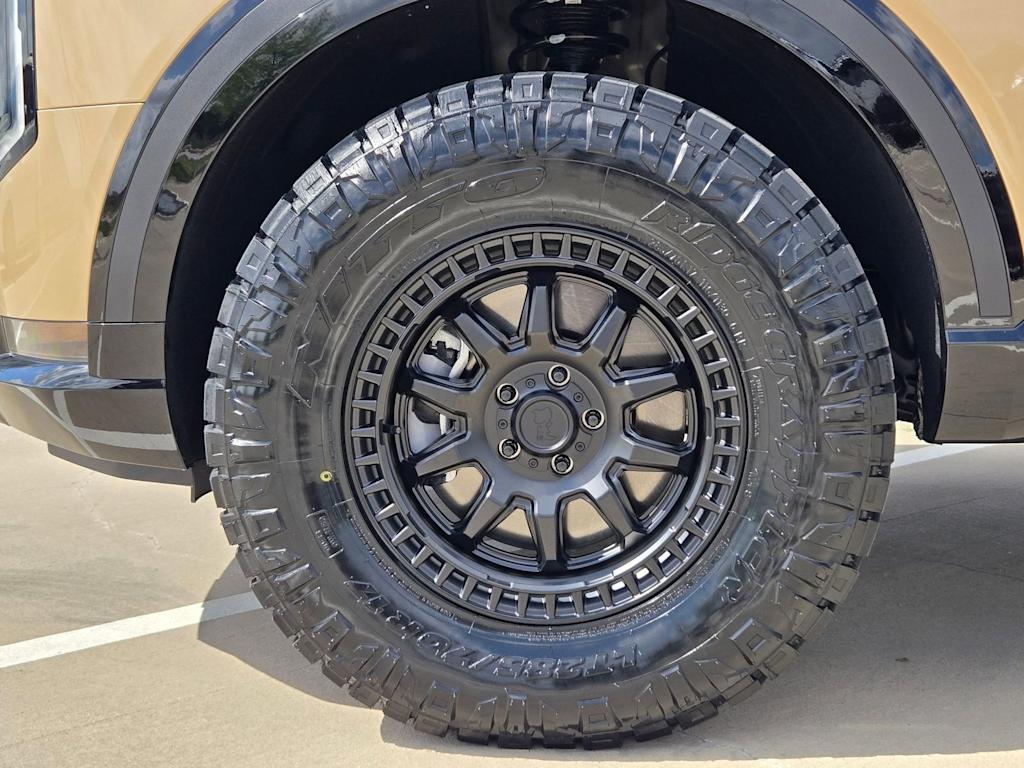 Thumbnail: 2027 Kia Telluride - 7