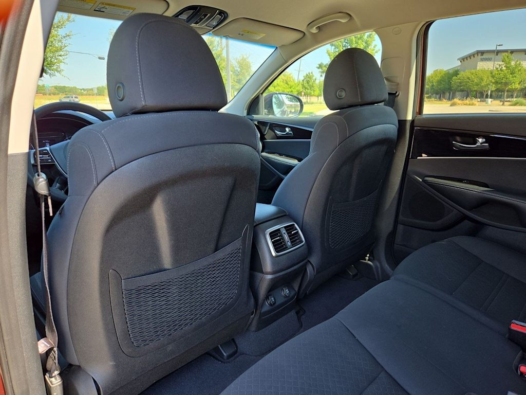 Thumbnail: 2019 Kia Sorento - 12