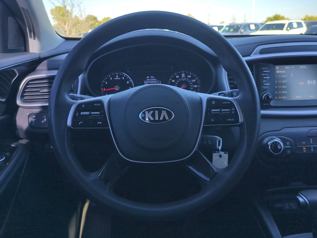 Thumbnail: 2020 Kia Sorento - 14