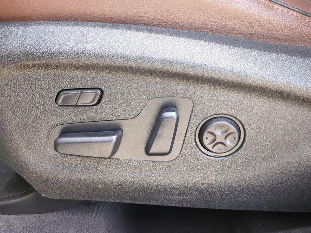 2019 Kia Sorento SX 25