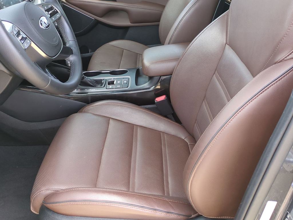 2019 Kia Sorento SX 11