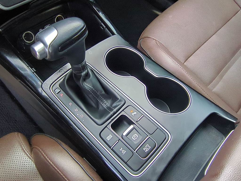 2019 Kia Sorento SX 16