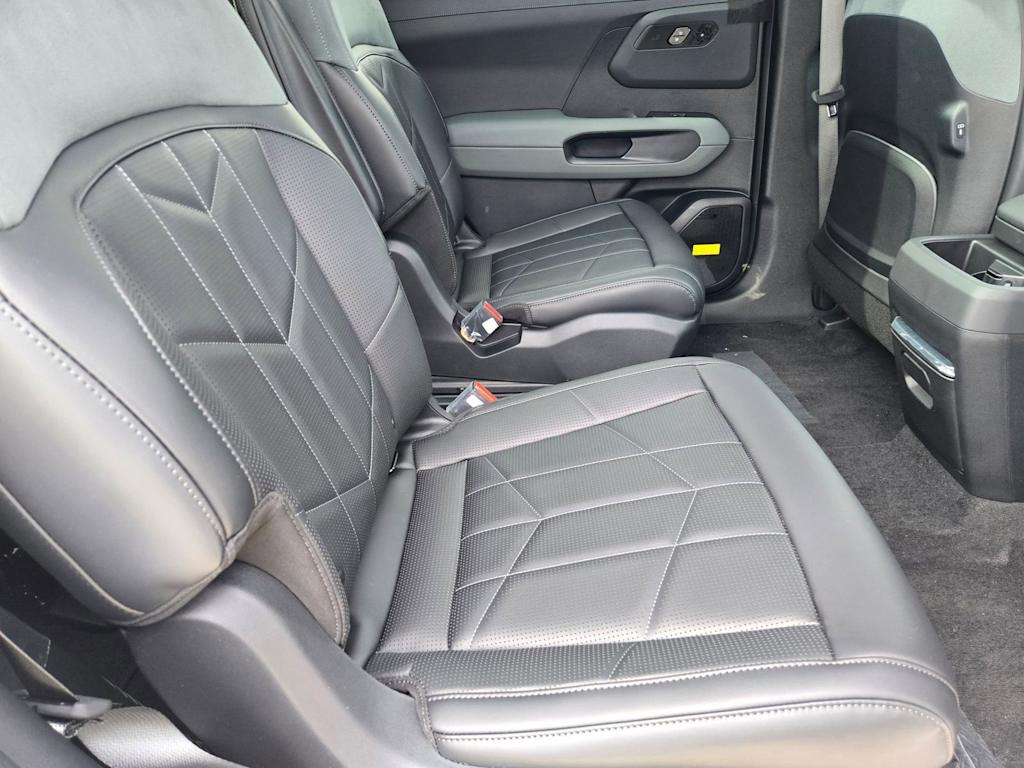 Thumbnail: 2027 Kia Telluride - 12