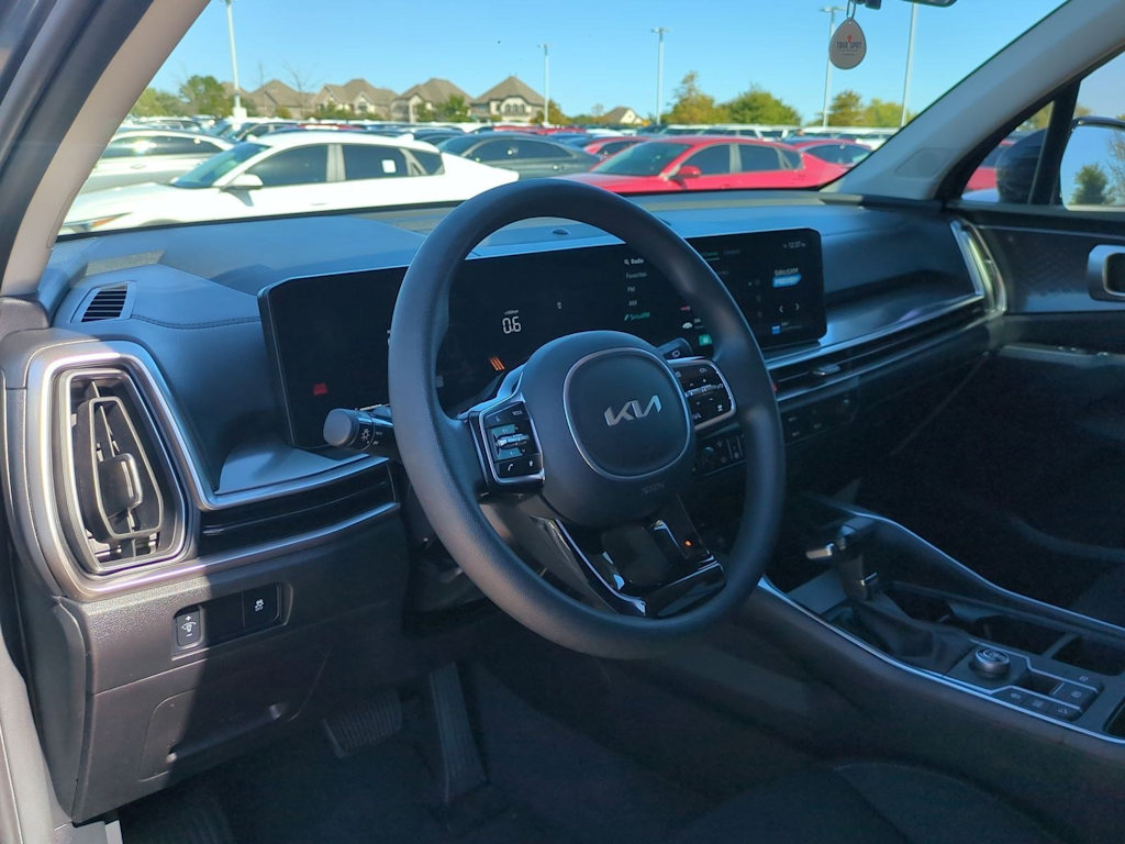 Thumbnail: 2025 Kia Sorento - 2