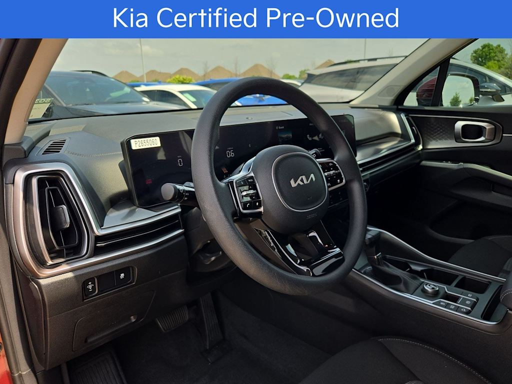 Thumbnail: 2025 Kia Sorento - 2