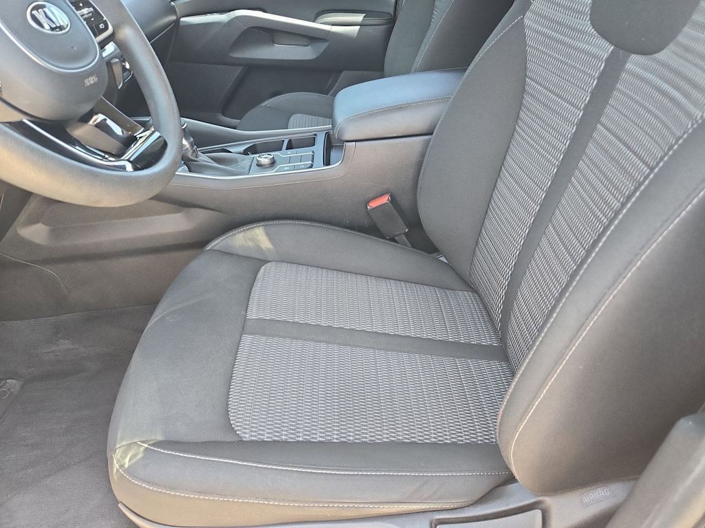 Thumbnail: 2021 Kia Sorento - 10