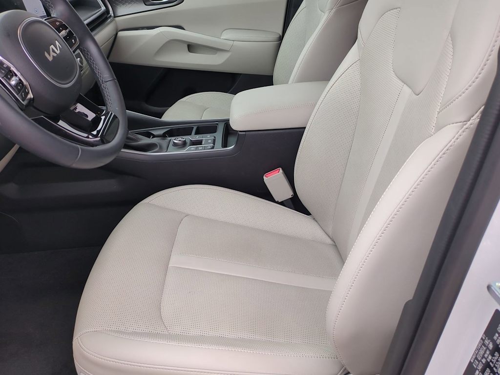 Thumbnail: 2024 Kia Sorento - 11