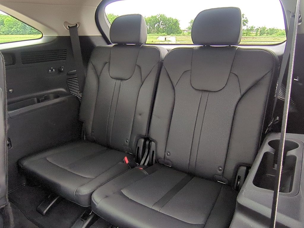 2022 Kia Sorento EX 37