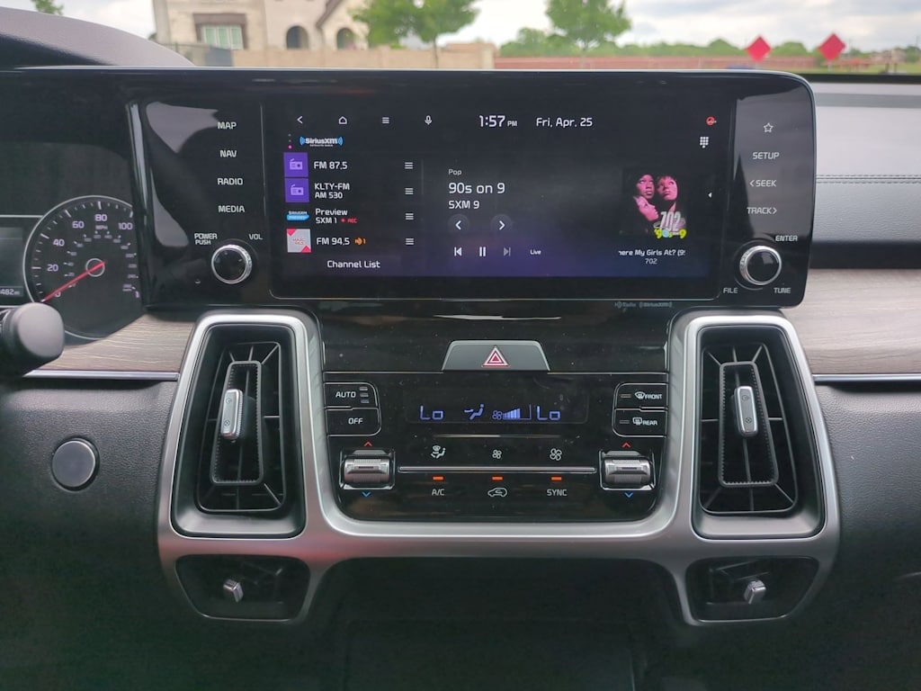 2022 Kia Sorento EX 15
