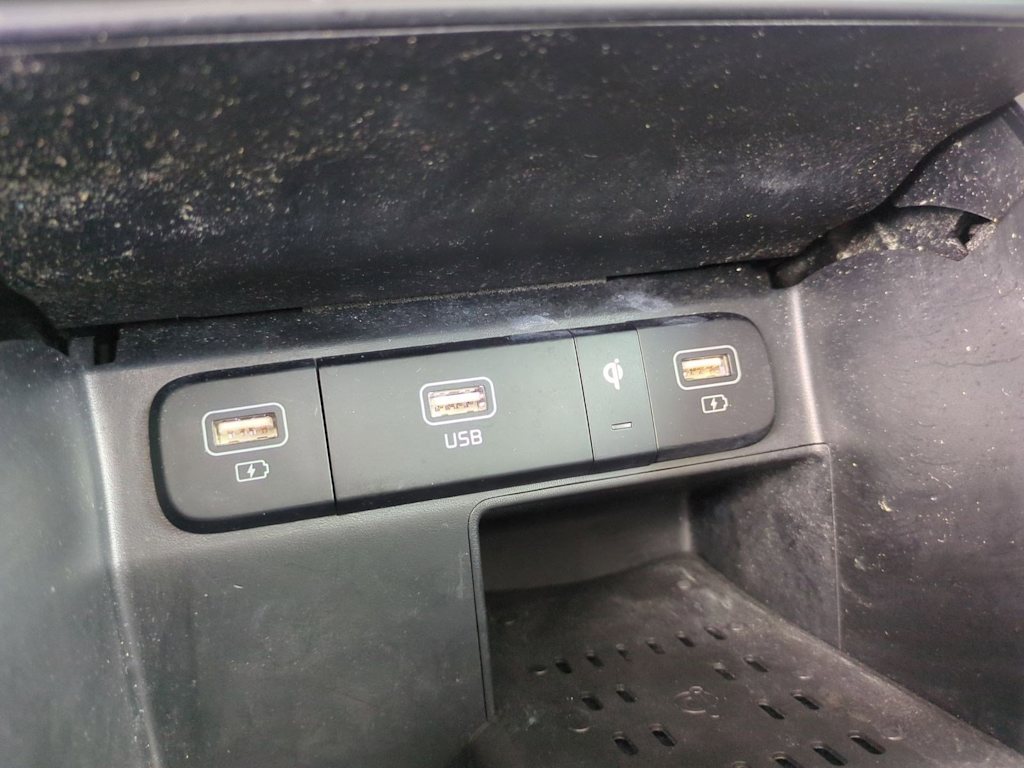 Thumbnail: 2022 Kia Sorento - 34