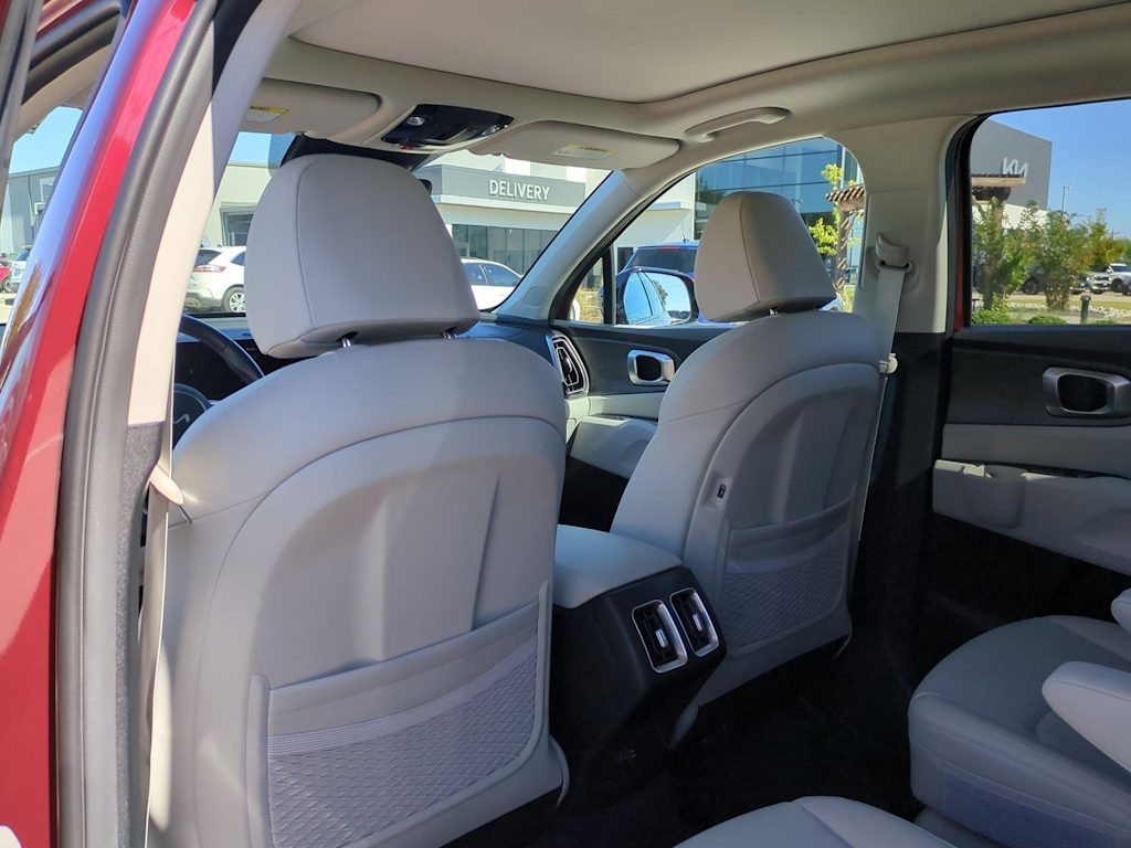 Thumbnail: 2025 Kia Sorento - 13
