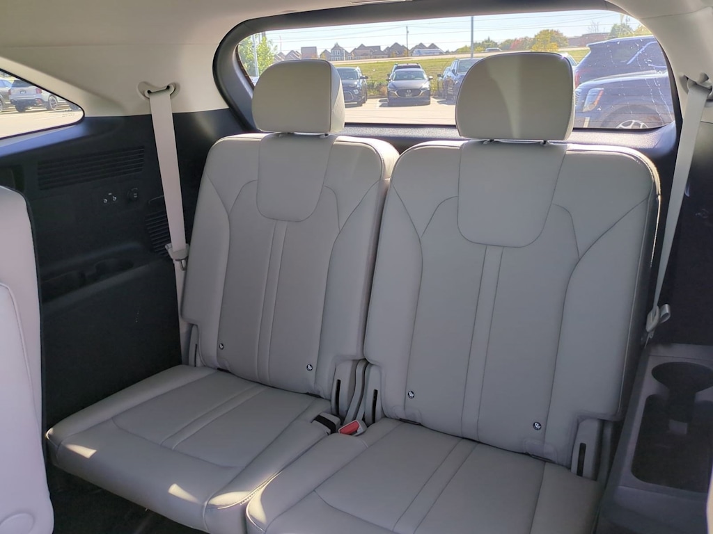 Thumbnail: 2025 Kia Sorento - 37