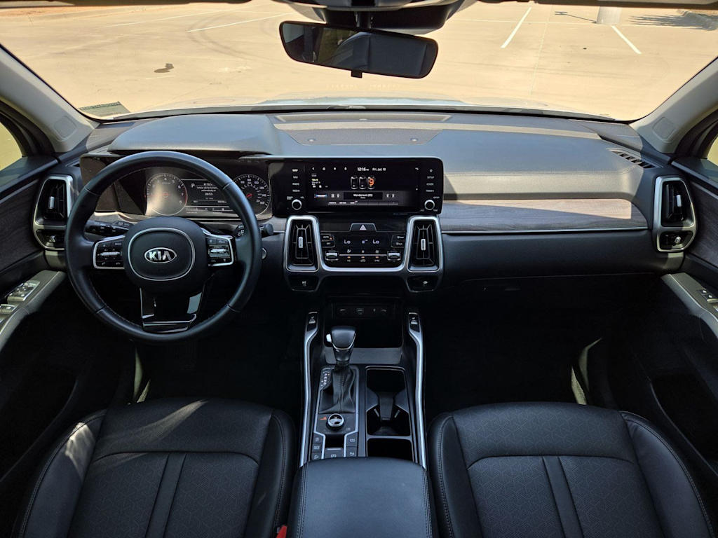Thumbnail: 2021 Kia Sorento - 9