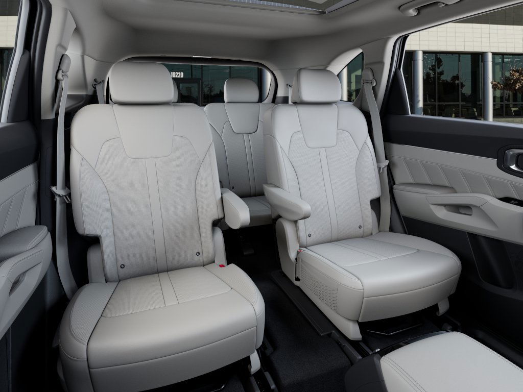 Thumbnail: 2025 Kia Sorento - 8