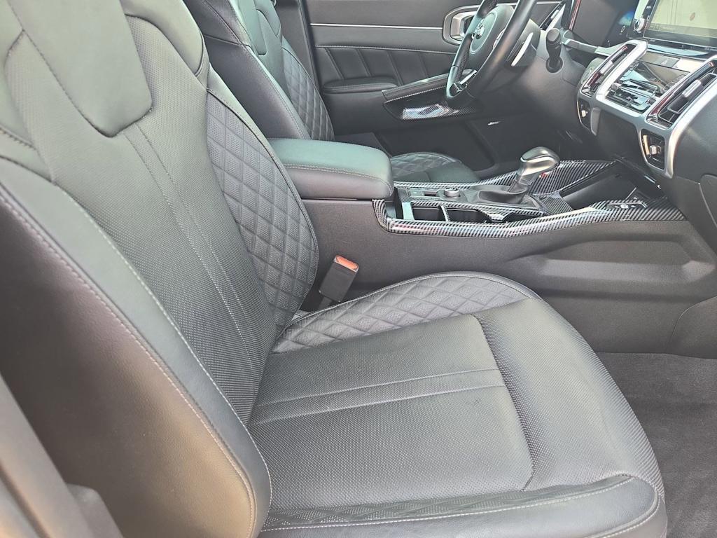 Thumbnail: 2021 Kia Sorento - 11