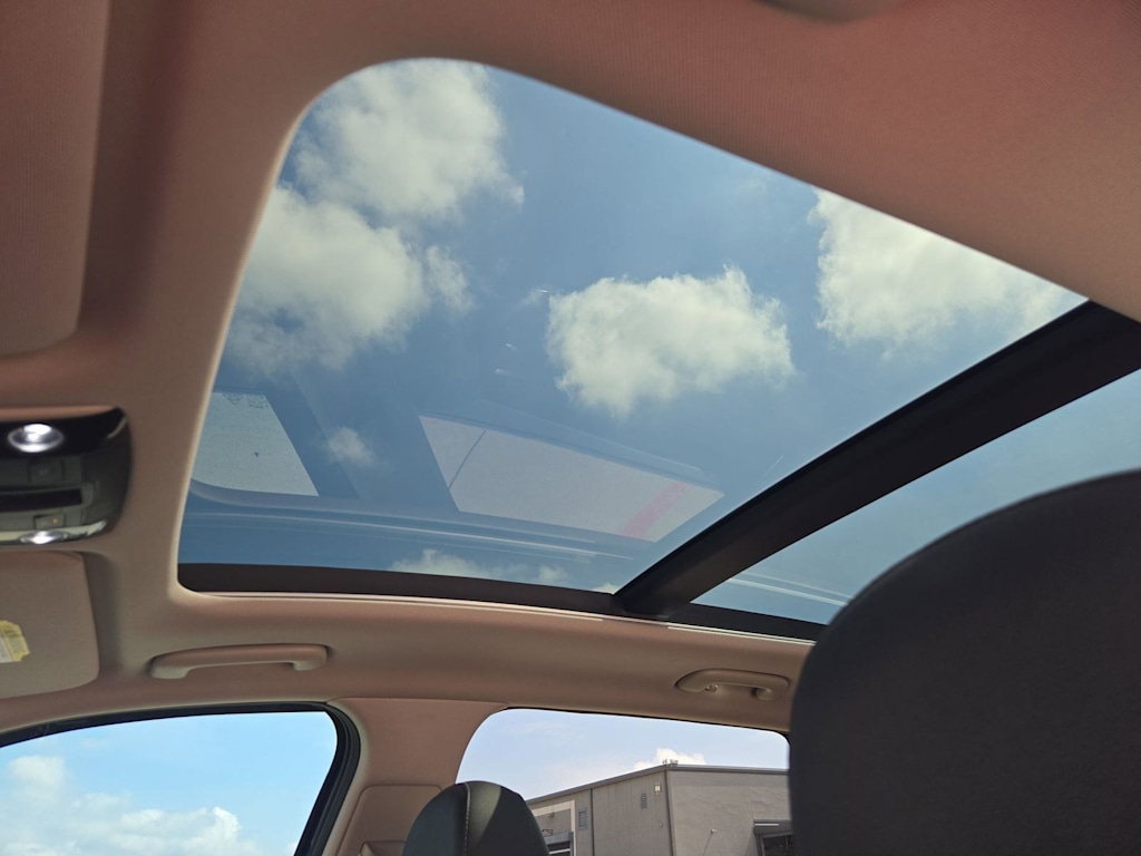 Thumbnail: 2021 Kia Sorento - 23