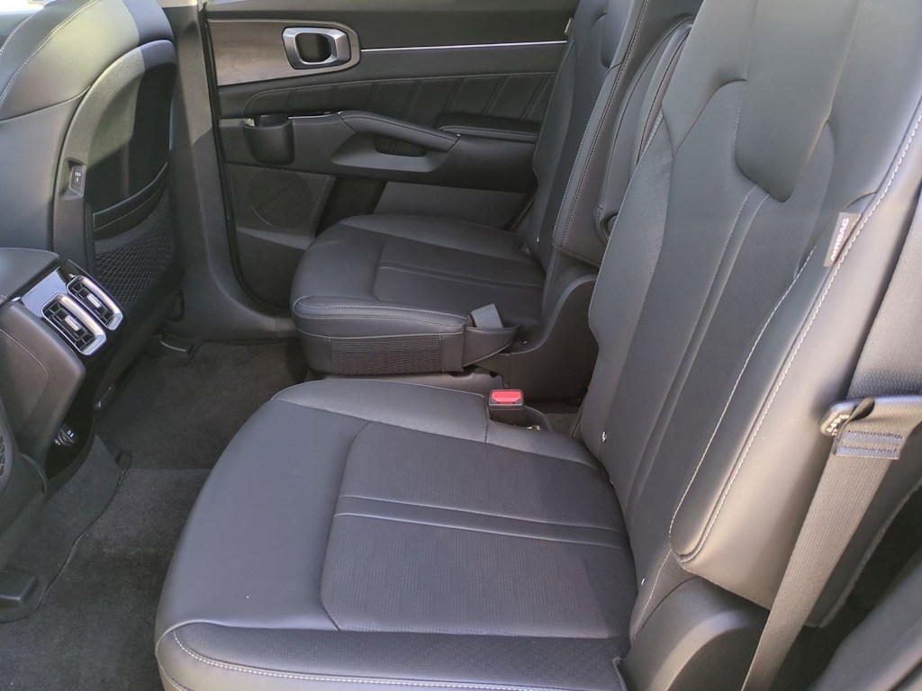 Thumbnail: 2025 Kia Sorento - 27