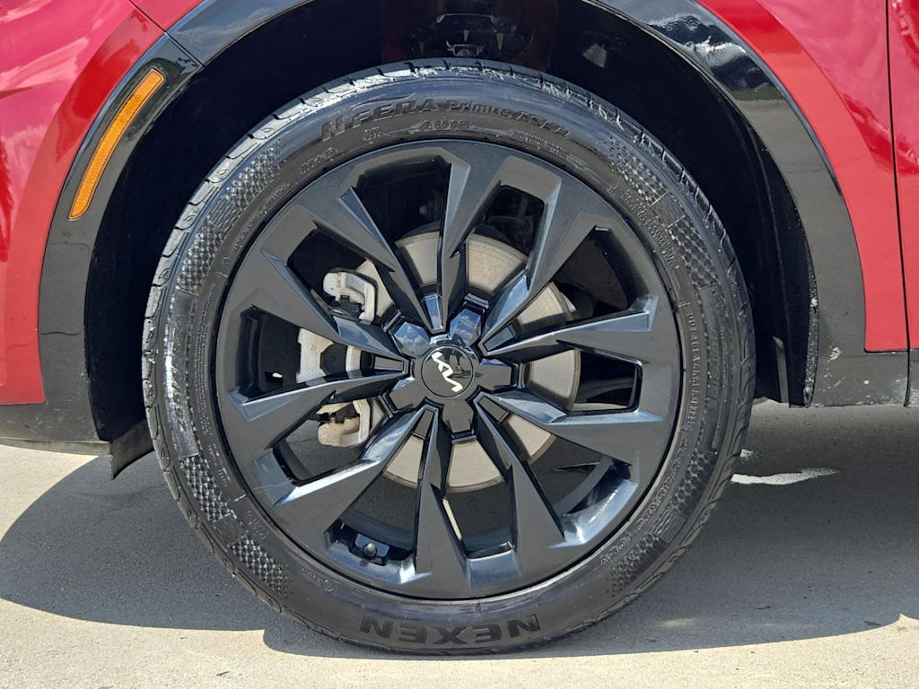 Thumbnail: 2023 Kia Sorento - 8