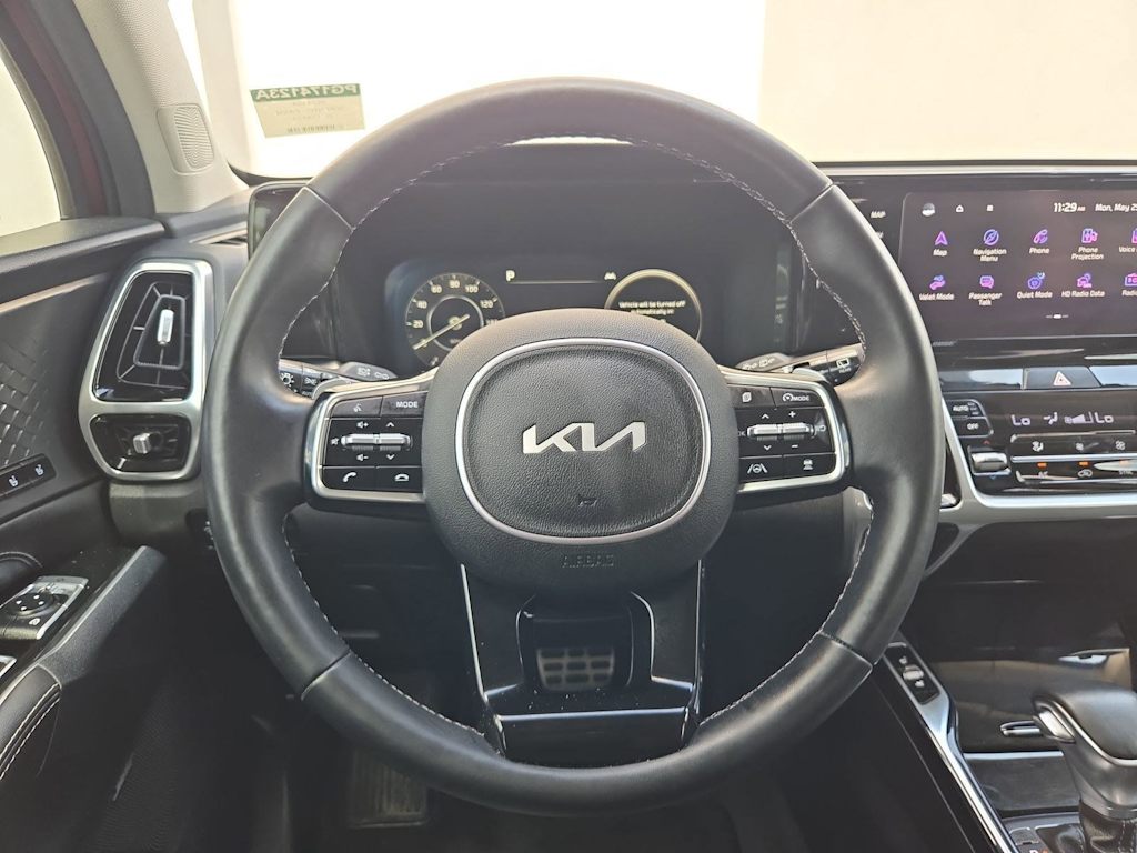 Thumbnail: 2023 Kia Sorento - 13