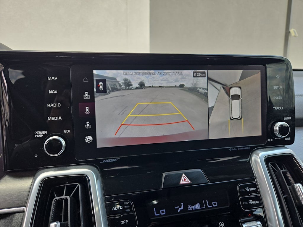 Thumbnail: 2023 Kia Sorento - 30