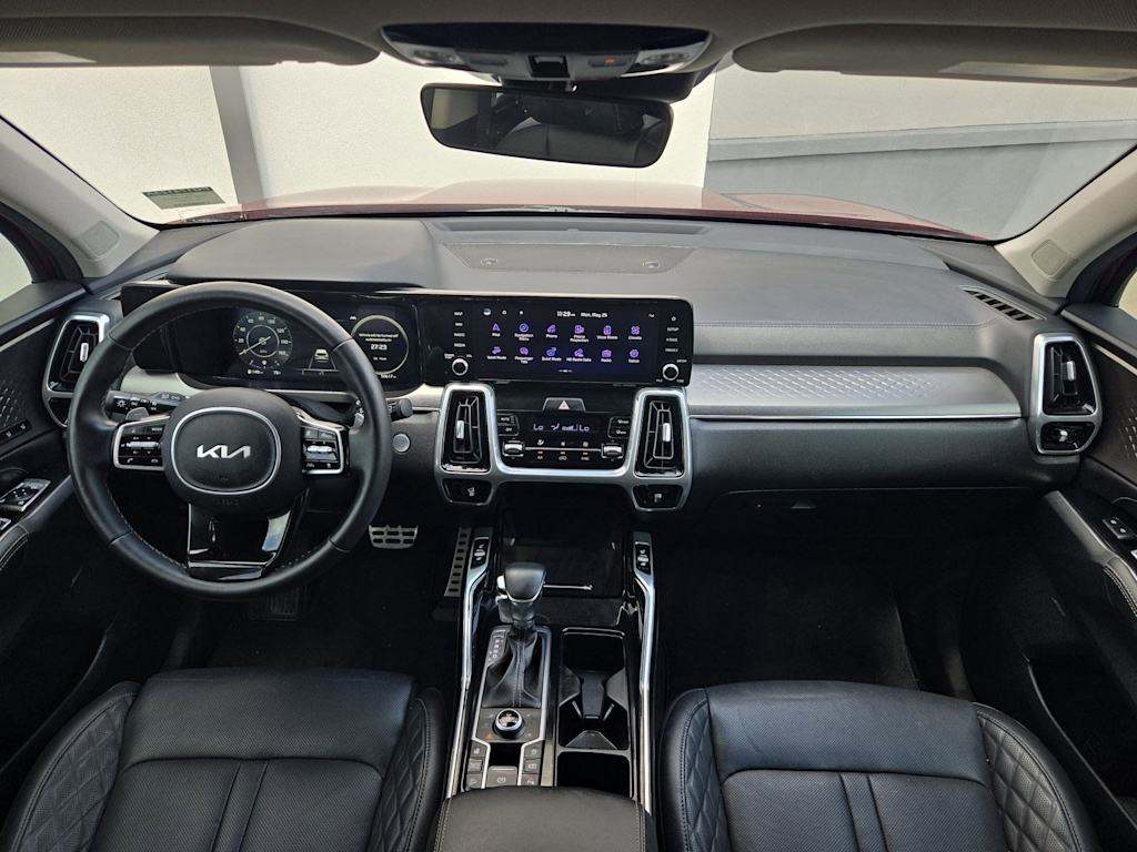 Thumbnail: 2023 Kia Sorento - 9