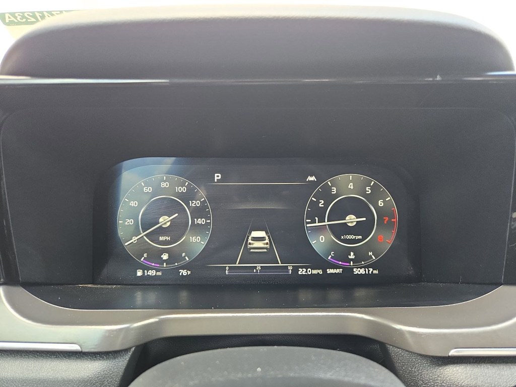 Thumbnail: 2023 Kia Sorento - 16