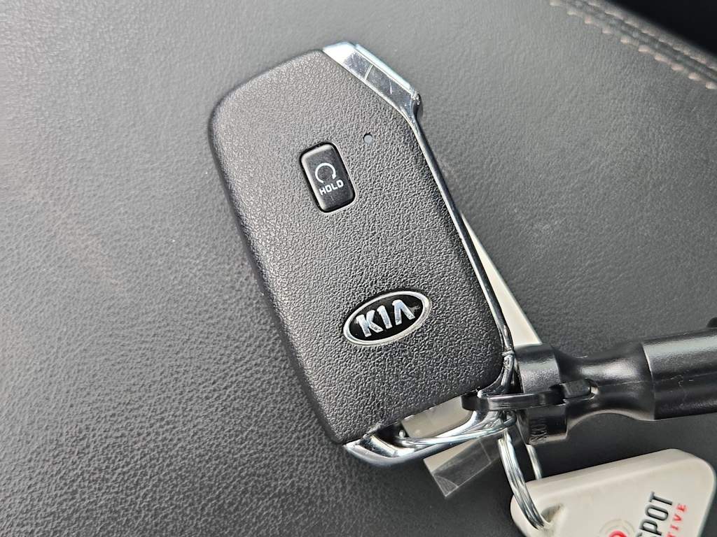 Thumbnail: 2021 Kia Sorento - 18