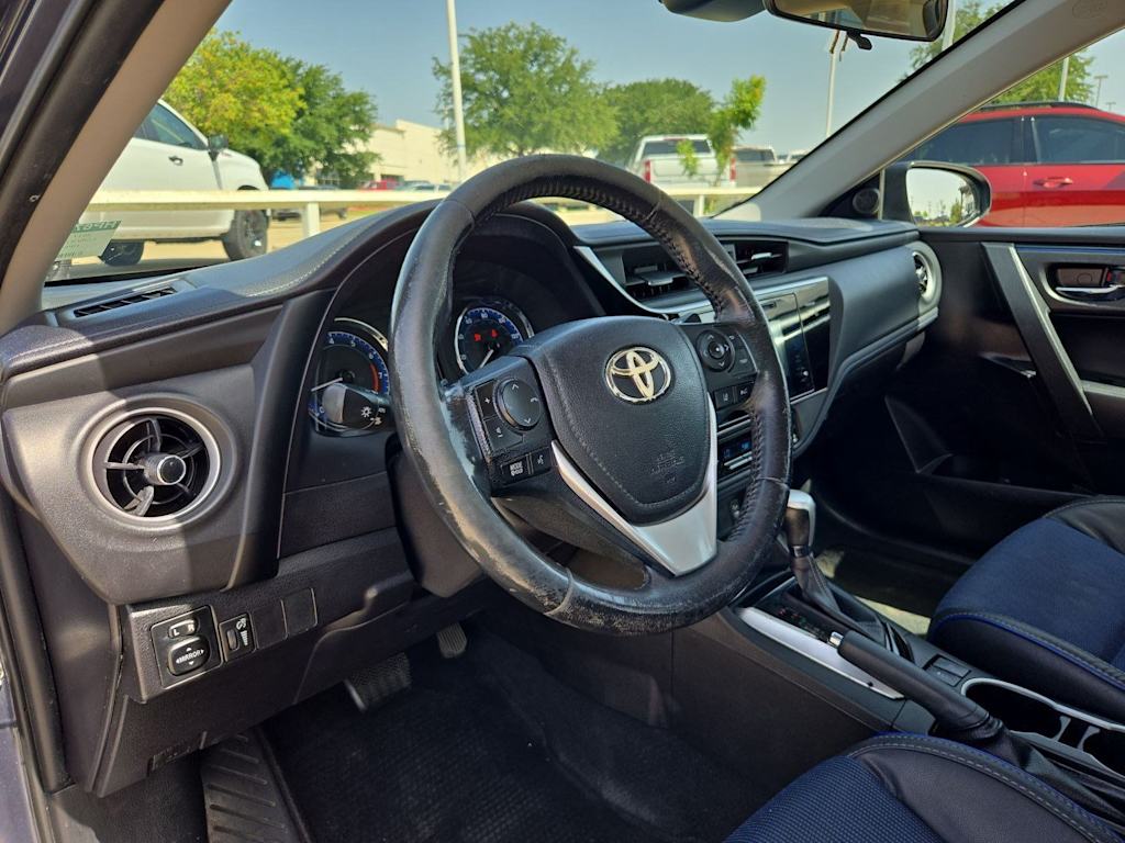 Thumbnail: 2017 Toyota Corolla - 2