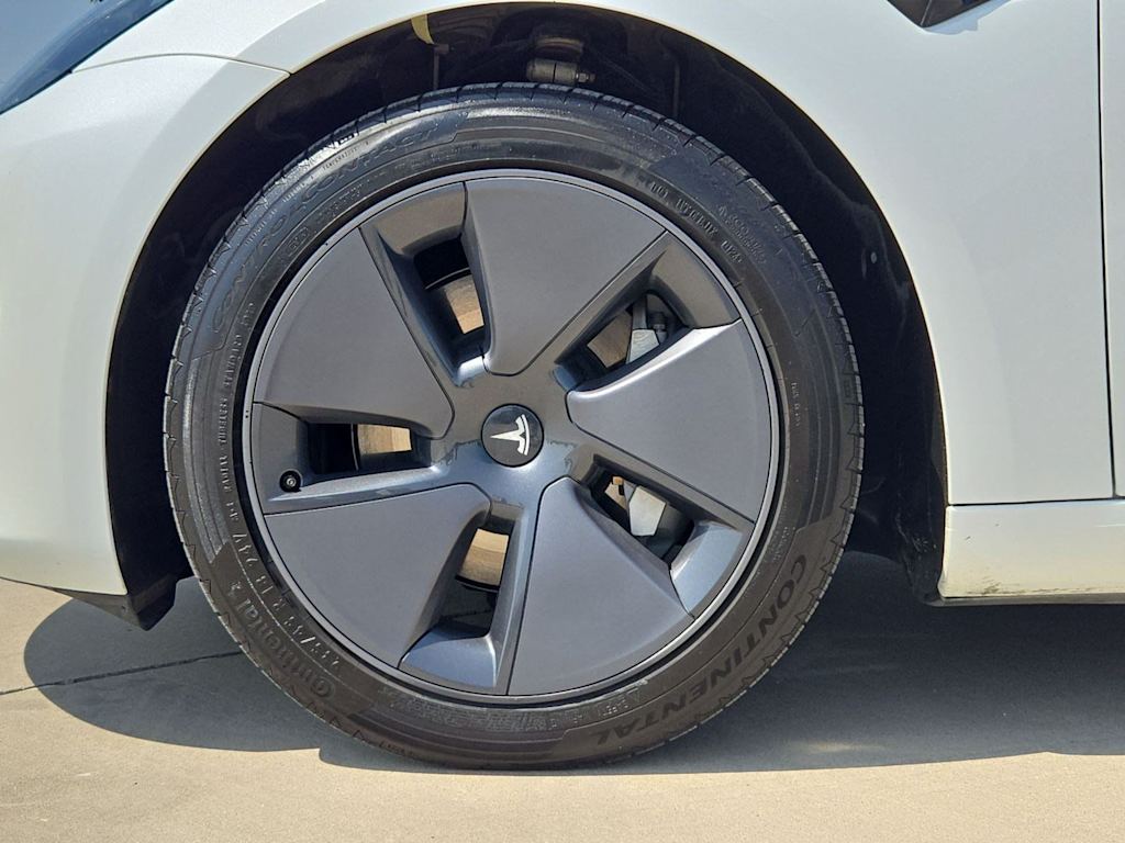 Thumbnail: 2023 Tesla Model 3 - 8