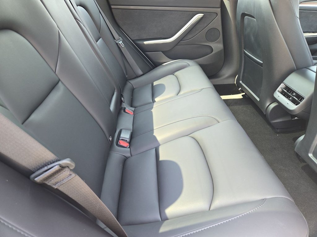 Thumbnail: 2023 Tesla Model 3 - 11