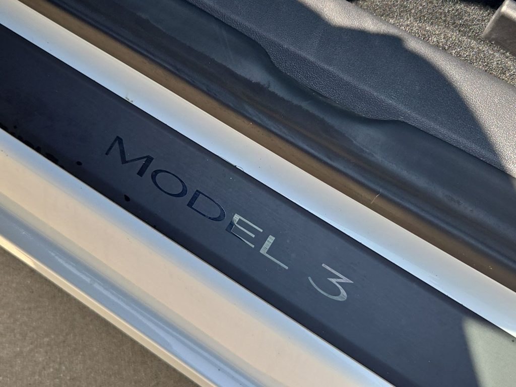 Thumbnail: 2023 Tesla Model 3 - 20