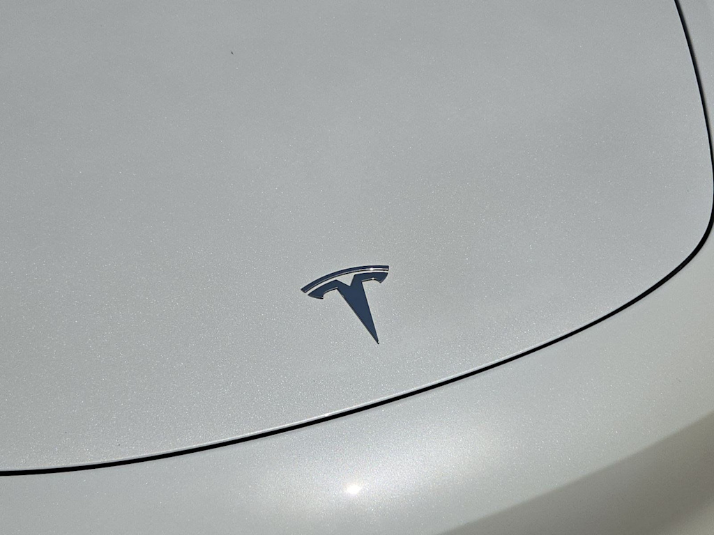 Thumbnail: 2023 Tesla Model 3 - 7