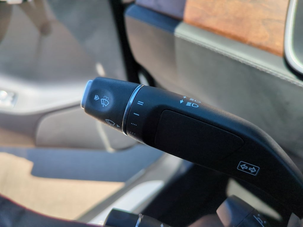 Thumbnail: 2021 Tesla Model S - 28