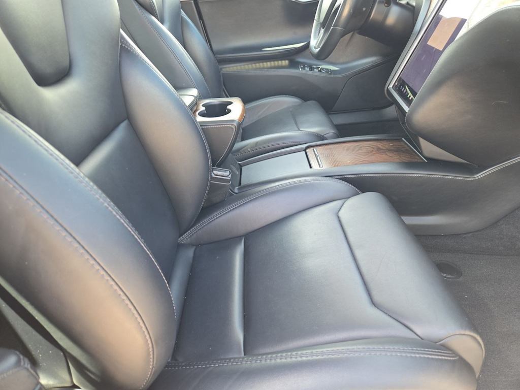 Thumbnail: 2020 Tesla Model S - 23