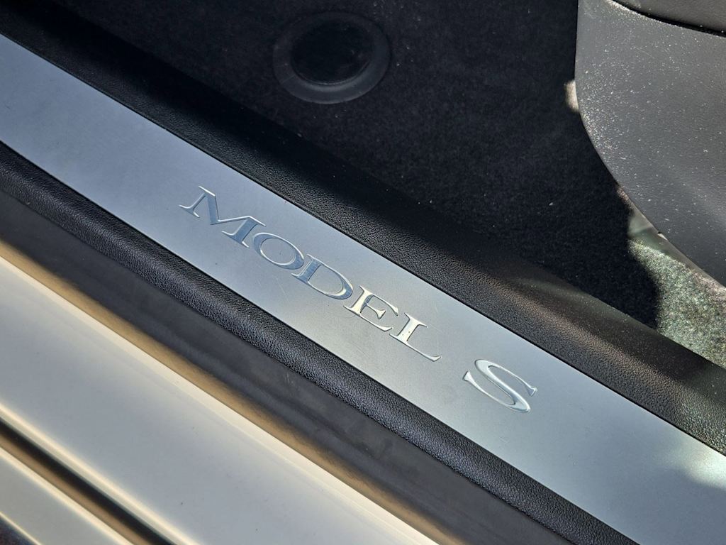 Thumbnail: 2020 Tesla Model S - 7