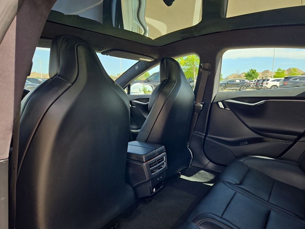Thumbnail: 2020 Tesla Model S - 12