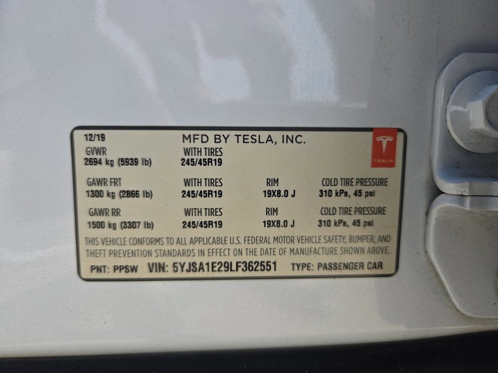 Thumbnail: 2020 Tesla Model S - 33