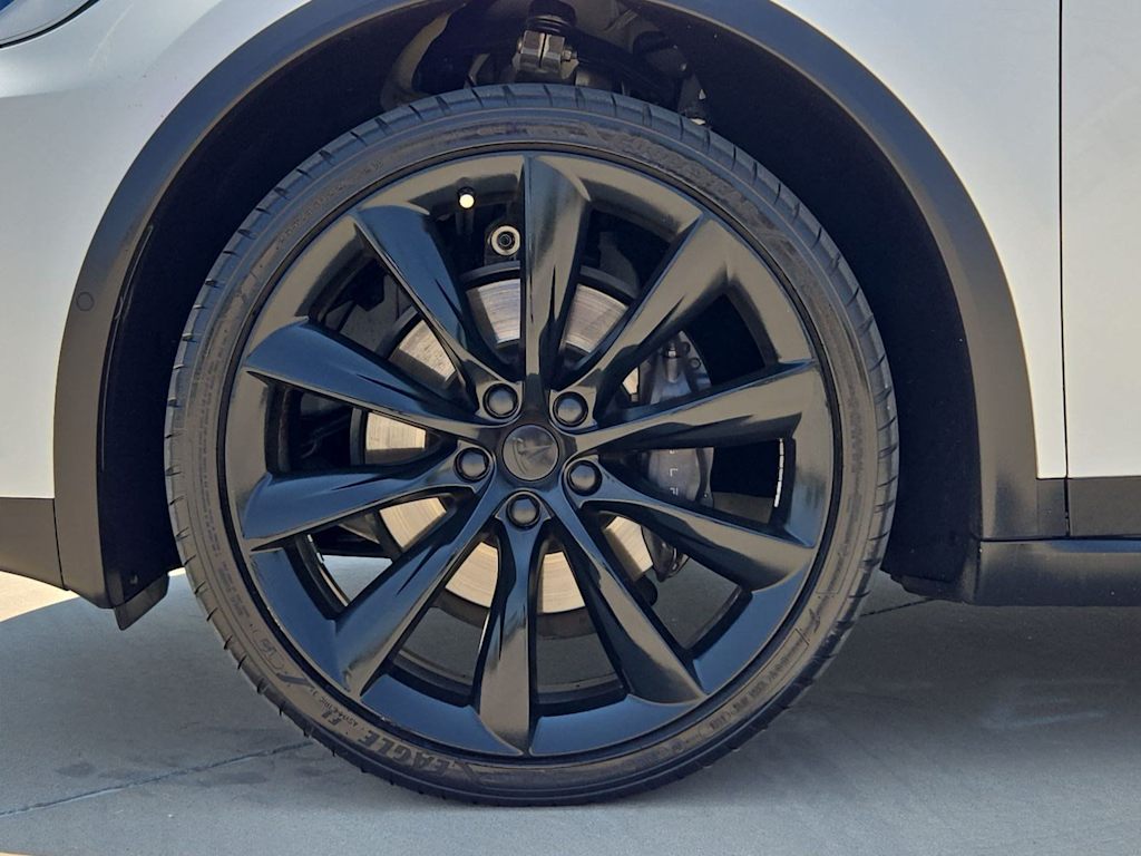 Thumbnail: 2020 Tesla Model X - 8