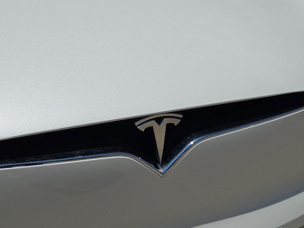 Thumbnail: 2020 Tesla Model X - 7