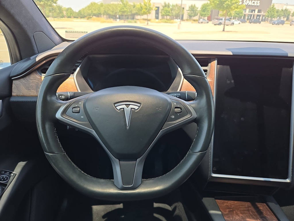 Thumbnail: 2020 Tesla Model X - 13