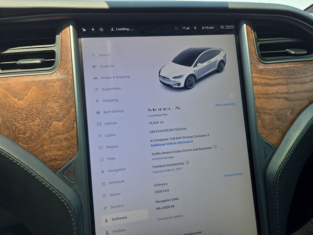 Thumbnail: 2020 Tesla Model X - 33