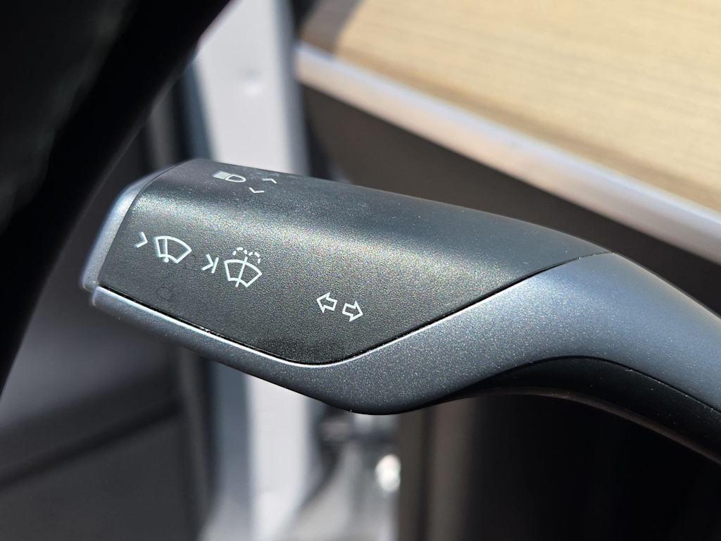 Thumbnail: 2021 Tesla Model Y - 26