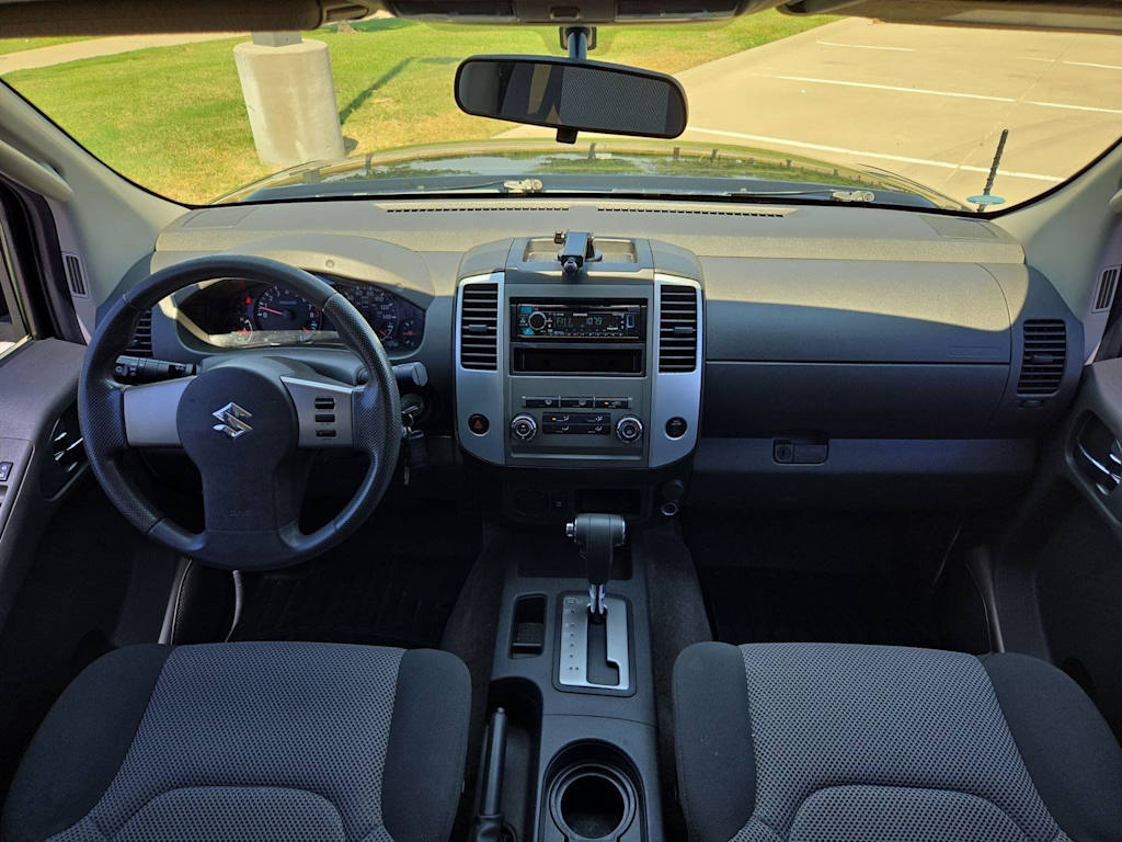 Thumbnail: 2011 Suzuki Equator - 9