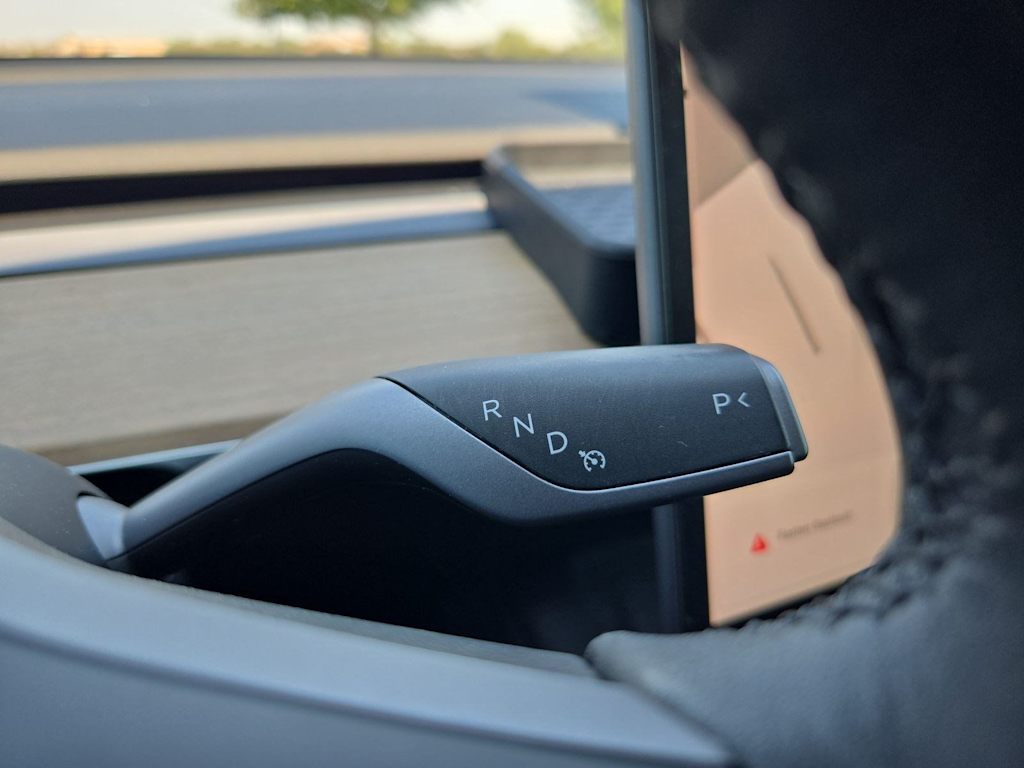 Thumbnail: 2024 Tesla Model Y - 31